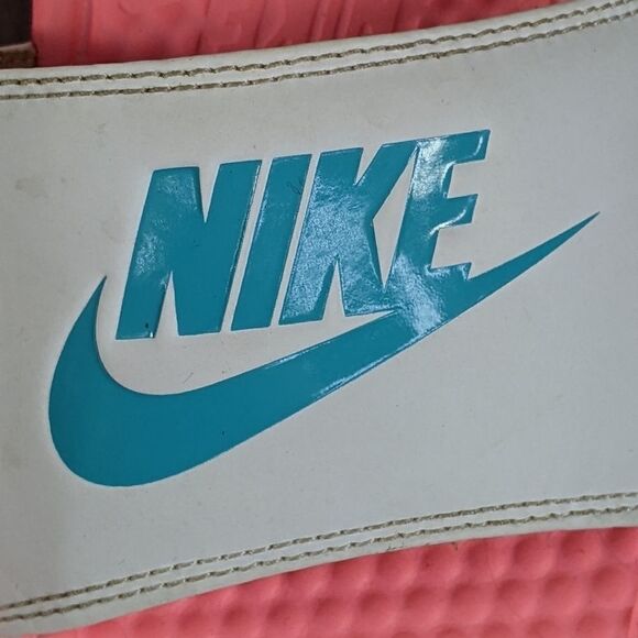 Nike Benassi "Just Do It" Slides Sandals - Picture 8 of 9